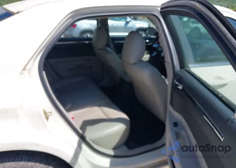 2006 Chrysler 300 Touring из США, поврежденный, VIN 2C3KK53G16H395548